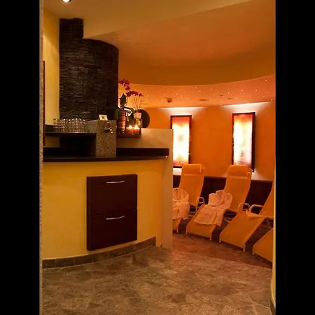 Garni Angela Hotel
