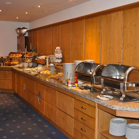 Garni Angela Hotel 4*